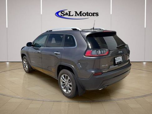 Used 2019 Jeep Cherokee Latitude Plus w/ Comfort/Convenience Group AWD/4WD image 5