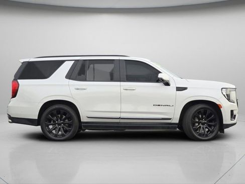 Used 2023 GMC Yukon Denali Ultimate image 10