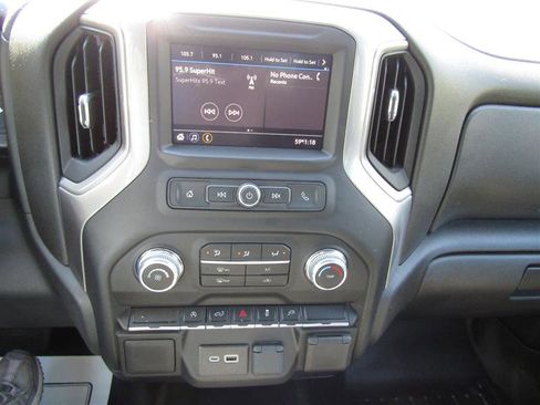 Used 2022 GMC Sierra 1500 Pro w/ Convenience Package image 21