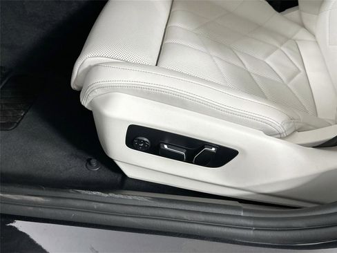Certified 2026 BMW 530i RWD image 19