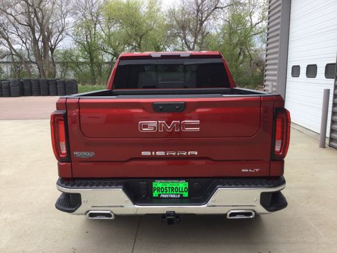 New 2026 GMC Sierra 1500 SLT AWD/4WD image 4