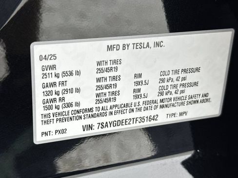 Used 2026 Tesla Model Y Long Range AWD/4WD image 26