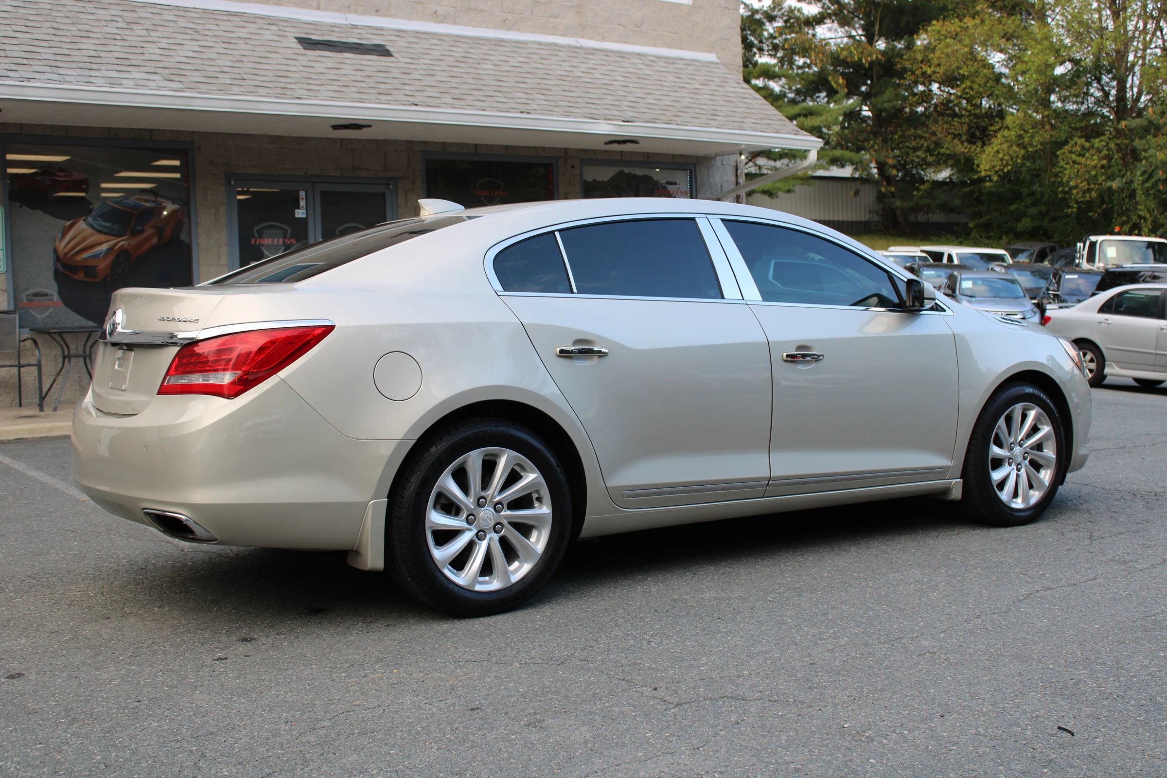 Used 2016 Buick LaCrosse Leather FWD image 7