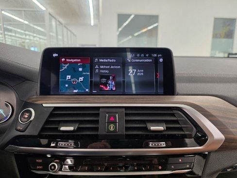 Used 2019 BMW X3 xDrive30i w/ Premium Package AWD/4WD image 16