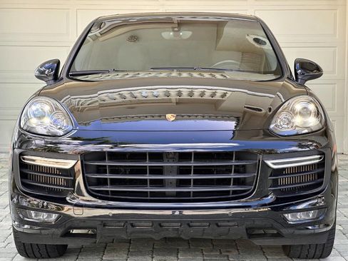 Used 2017 Porsche Cayenne GTS image 25