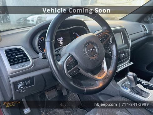 Used 2018 Jeep Grand Cherokee Laredo image 8