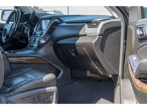 Used 2019 Chevrolet Tahoe LT image 10