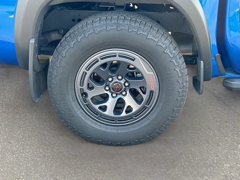 Used 2025 Nissan Frontier PRO-4X AWD/4WD image 28