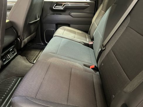 Used 2025 Chevrolet Silverado 2500 LT w/ Convenience Package image 5