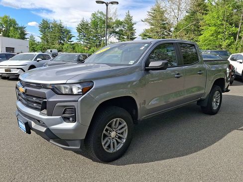 Certified 2024 Chevrolet Colorado LT w/ LT Convenience Package AWD/4WD image 3