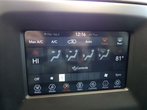 Used 2021 Jeep Compass Latitude w/ Convenience Group image 35