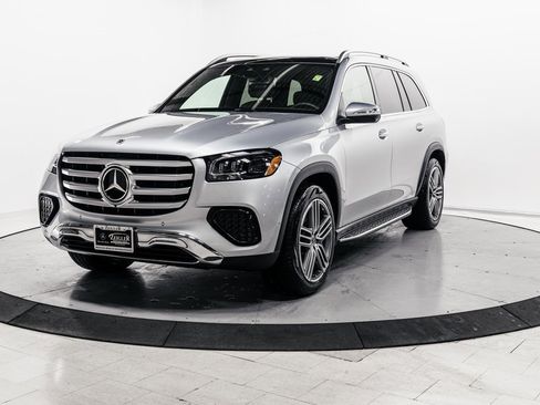 Used 2026 Mercedes-Benz GLS 450 GLS 450 image 3