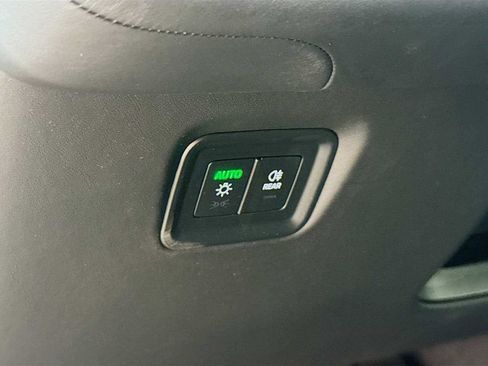 New 2026 Porsche Cayenne S image 11