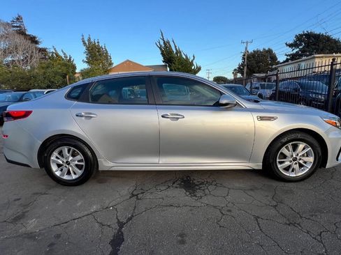 Used 2019 Kia Optima LX image 8