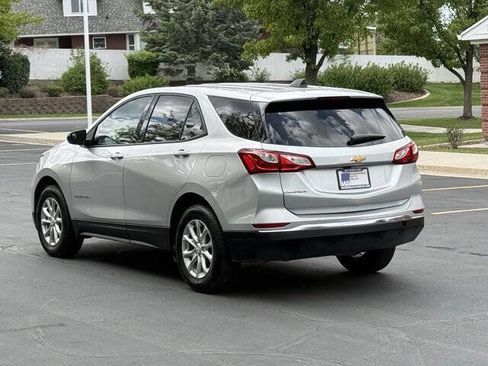 Used 2019 Chevrolet Equinox LS AWD/4WD image 6