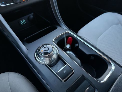 Used 2019 Ford Fusion SE w/ Equipment Group 151A image 20