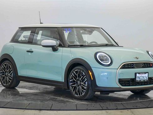 Used 2025 MINI Cooper S image 6