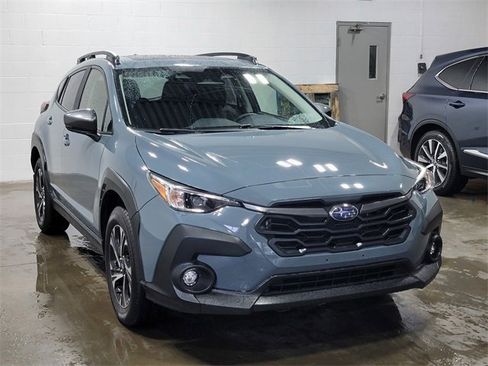 Certified 2025 Subaru Crosstrek 2.0i Premium image 4
