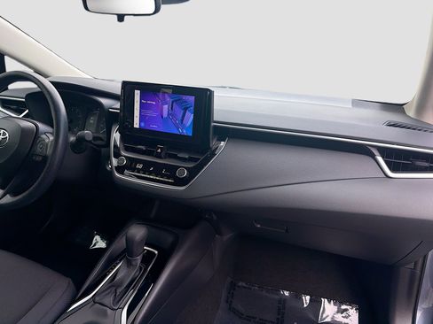 Used 2024 Toyota Corolla LE w/ LE Convenience Package image 31