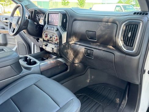 Used 2022 GMC Sierra 1500 SLT w/ SLT Premium Package AWD/4WD image 45