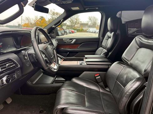 Used 2020 Lincoln Navigator L Reserve w/ Equipment Group 201A Reserve image 18