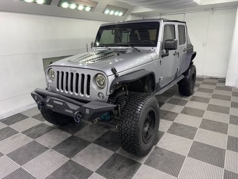 Used 2016 Jeep Wrangler Unlimited Sport w/ Quick Order Package 24S AWD/4WD image 3