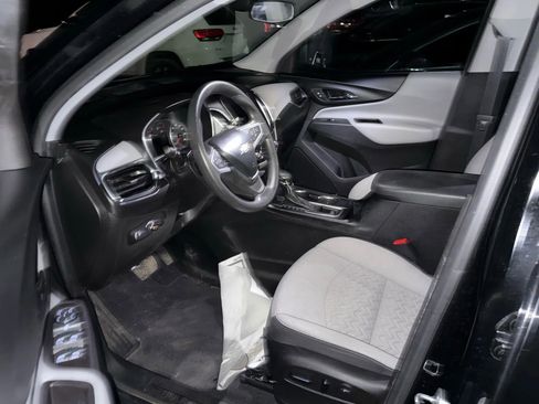 Used 2017 Toyota Prius Prime Premium image 15