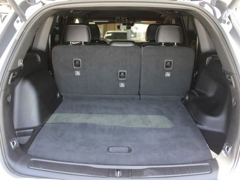 Used 2025 Jeep Grand Cherokee Altitude AWD/4WD image 29