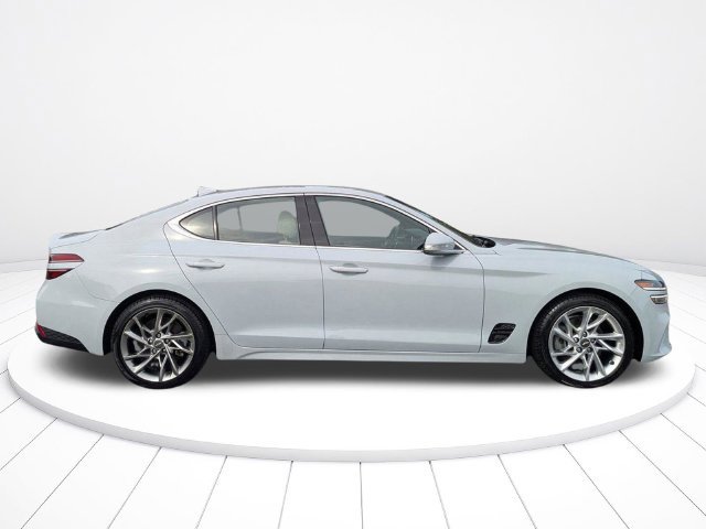 Used 2022 Genesis G70 2.0T RWD image 10