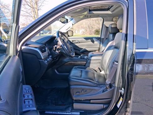 Used 2016 Chevrolet Tahoe LT w/ Luxury Package image 11