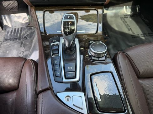Used 2016 BMW 535i xDrive Sedan w/ Luxury Seating Package AWD/4WD image 23