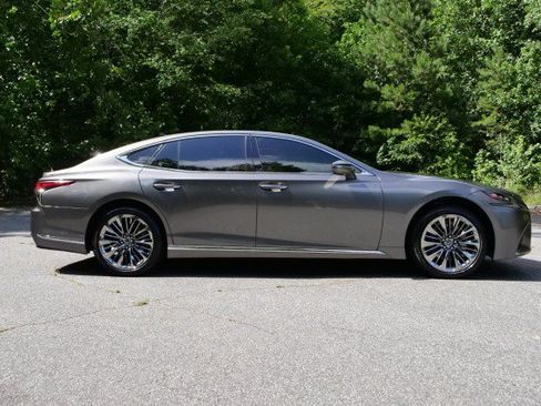 Used 2019 Lexus LS 500 w/ Luxury Package RWD image 56