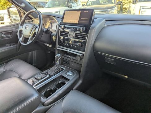 Certified 2023 Nissan Armada SL w/ Midnight Edition Package image 13