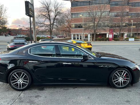 Used 2014 Maserati Ghibli S Q4 AWD/4WD image 6