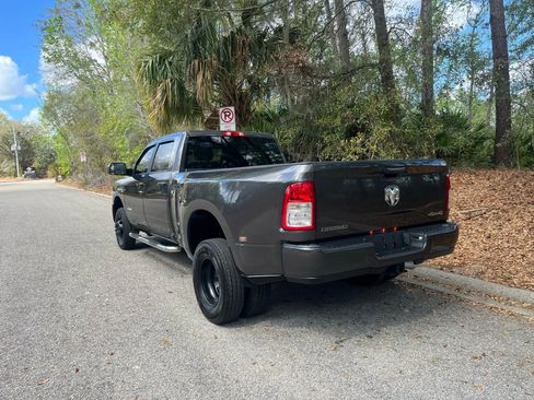Used 2021 RAM 3500 Big Horn w/ Level 1 Equipment Group image 9