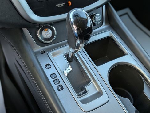 Used 2019 Nissan Murano SV w/ Premium Package image 23