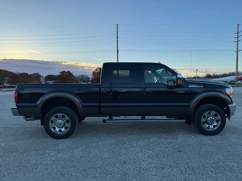 Used 2016 Ford F250 Lariat w/ Lariat Ultimate Package image 4