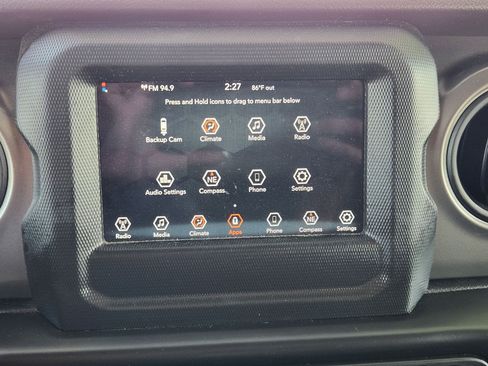 Used 2022 Jeep Wrangler Unlimited Sport AWD/4WD image 22