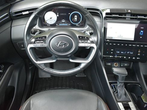 Used 2022 Hyundai Santa Cruz Limited AWD/4WD image 14