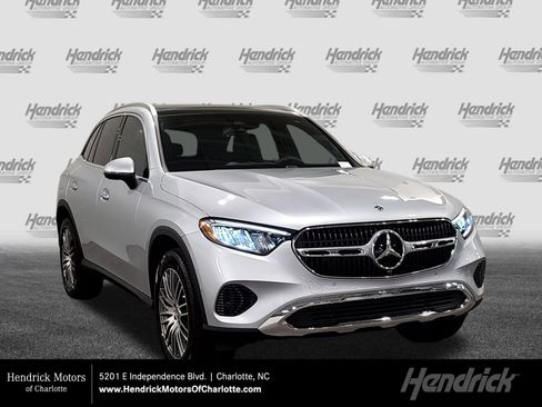 New 2026 Mercedes-Benz GLC 300 image 1