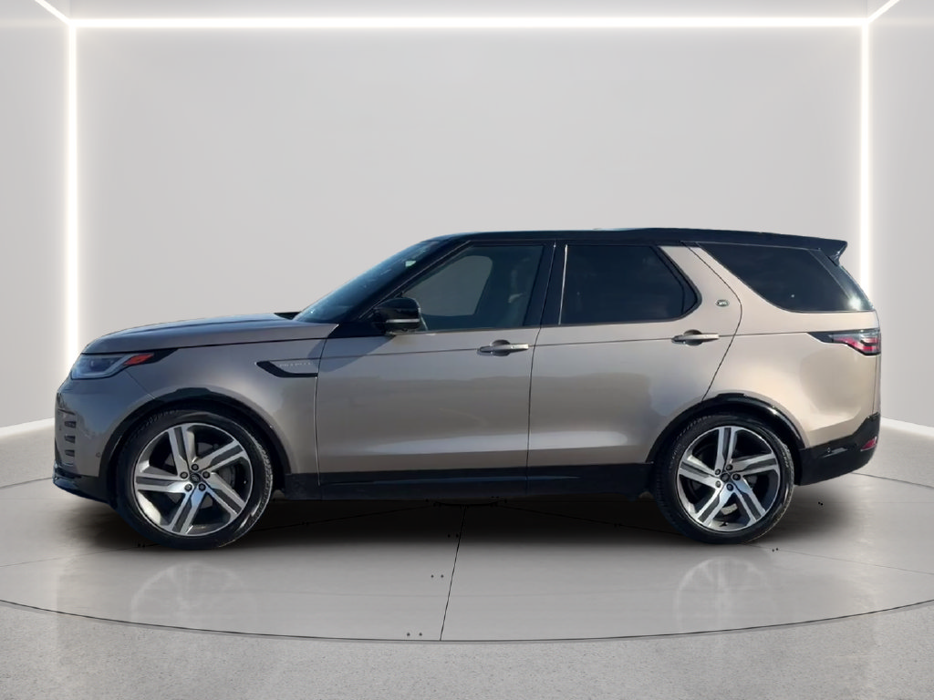 Used 2024 Land Rover Discovery Dynamic SE AWD/4WD image 8