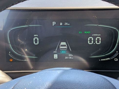 Certified 2023 Kia Sportage EX AWD/4WD image 15