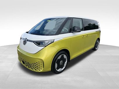 New 2025 Volkswagen ID. Buzz Pro S Plus