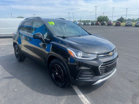 Used 2019 Chevrolet Trax LT FWD image 6