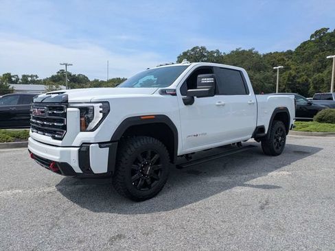New 2026 GMC Sierra 2500 AT4 w/ AT4 Premium Plus Package AWD/4WD image 9