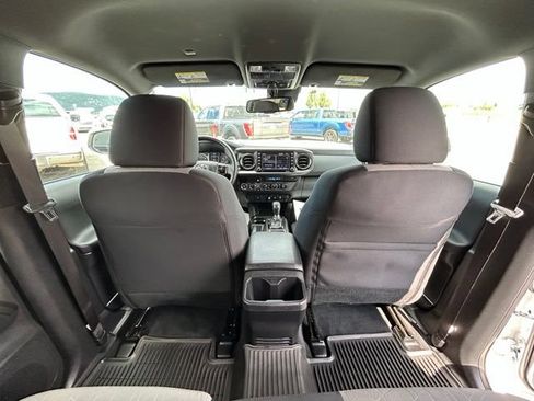 Used 2023 Toyota Tacoma TRD Off-Road w/ Black Out Package (TMS) AWD/4WD image 39