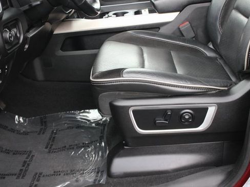 Used 2019 RAM 1500 Laramie w/ Sport Appearance Package image 22