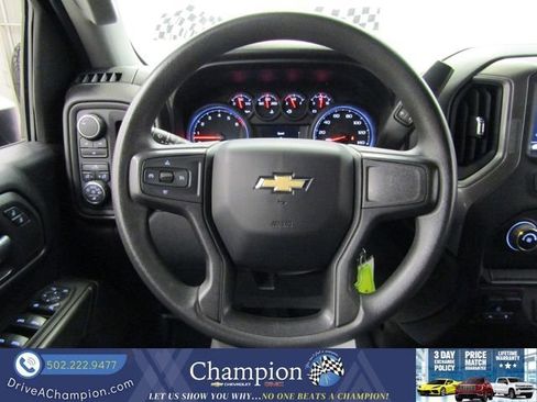 Used 2022 Chevrolet Silverado 2500 Custom w/ Custom Value Package AWD/4WD image 27