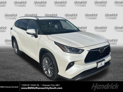 Used 2021 Toyota Highlander Platinum