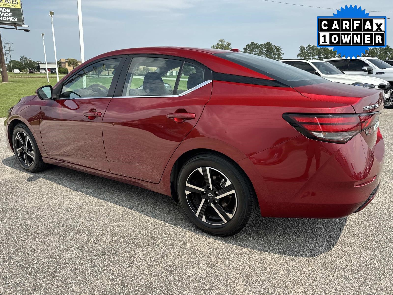Used 2025 Nissan Sentra SV FWD image 5